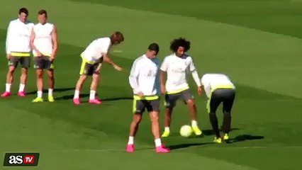A Marcelo no se le escapa un caño- así lo sufrió Casilla en el entrenamiento