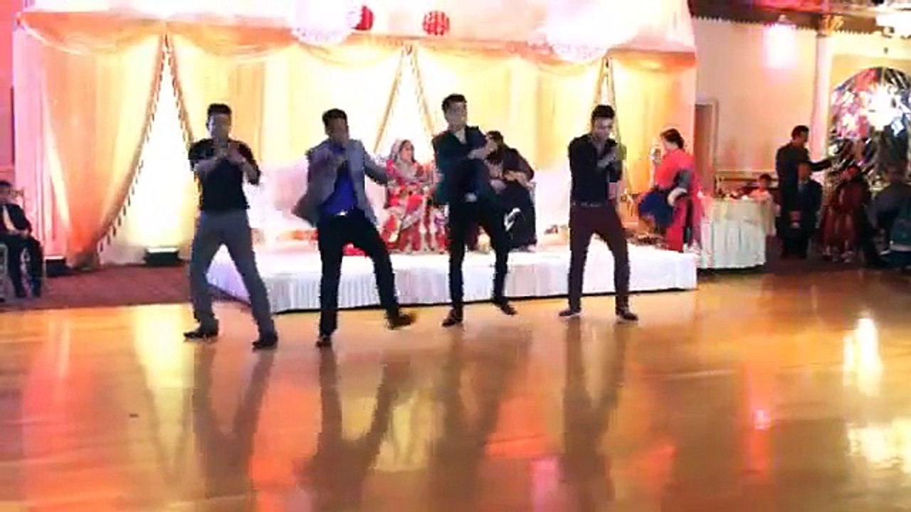 Mehndi Dance 2015 By zonikhan