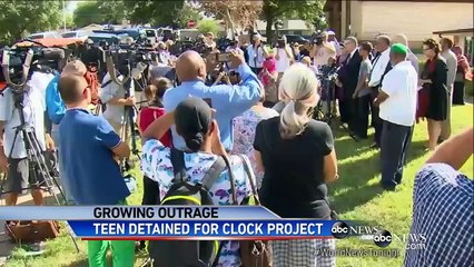 14-Year-Old Suspended From School Over Homemade Clock