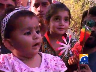 Karachiites celebrate Eid in Zoo