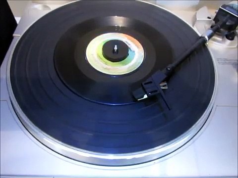 Mahzuni Şerif O Dost gitti gelmez artık gözlerim yolda Plak kaydı