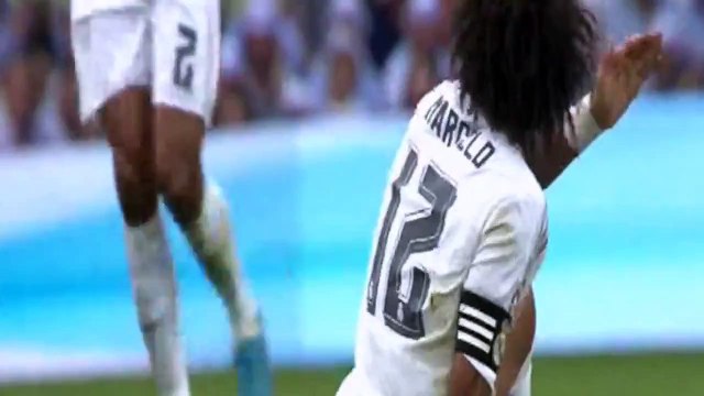 Nordin Amrabat ( Red Card ) Foul on Marcelo - Real Madrid vs Malaga2015 HD