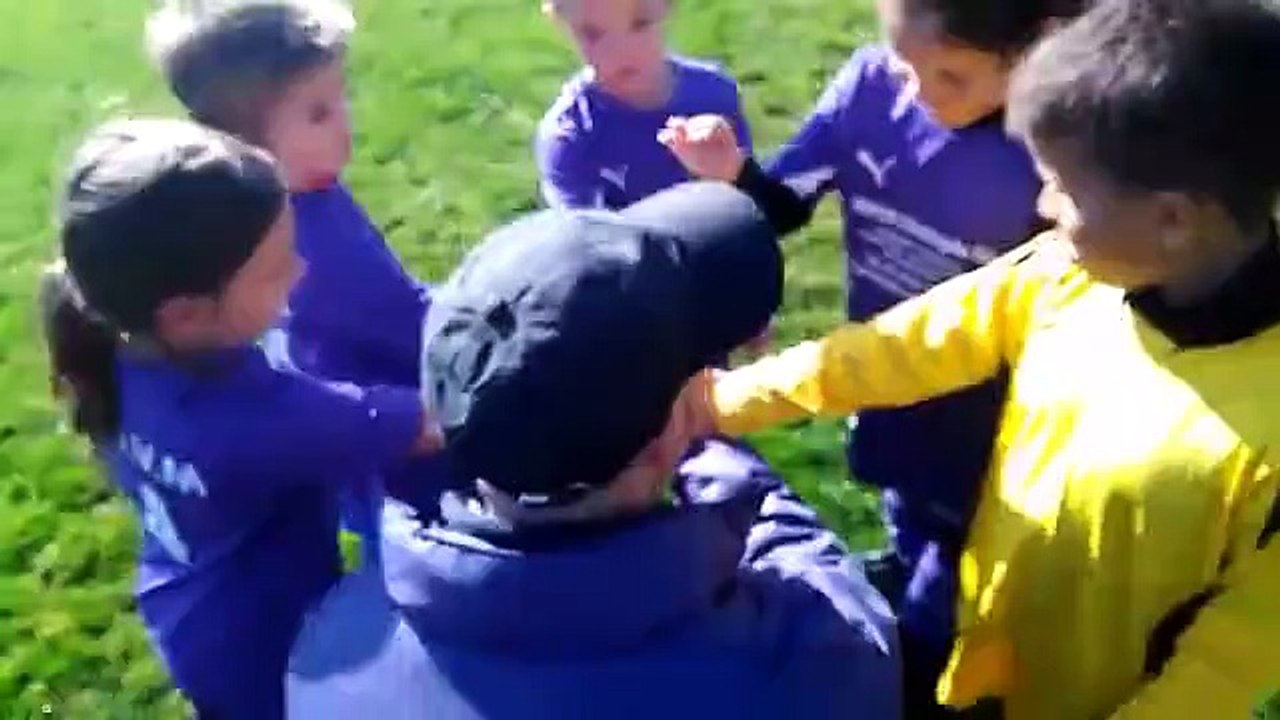 Nos U7-U8-U9 en plein coaching