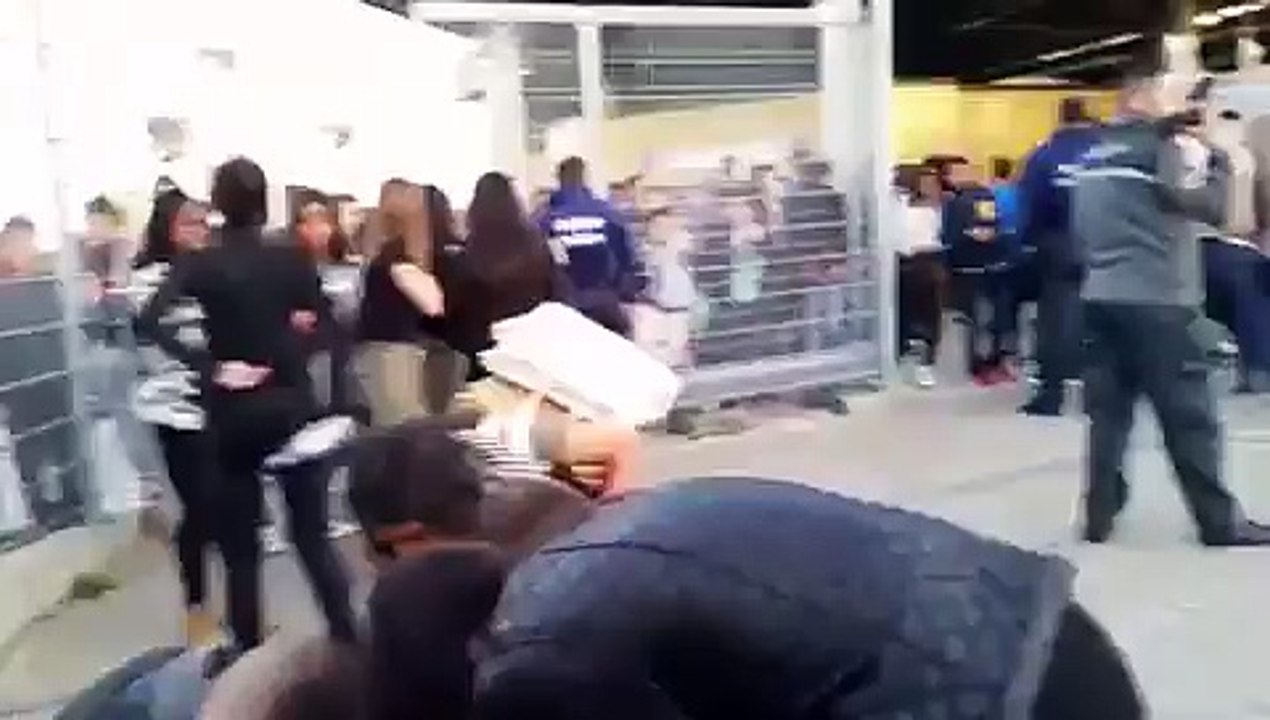 Evacuation du kinepolis de Bruxelles: deux jeunes filles blessées