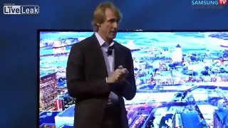 Micheal bay(transformers director) quits samsung press conference
