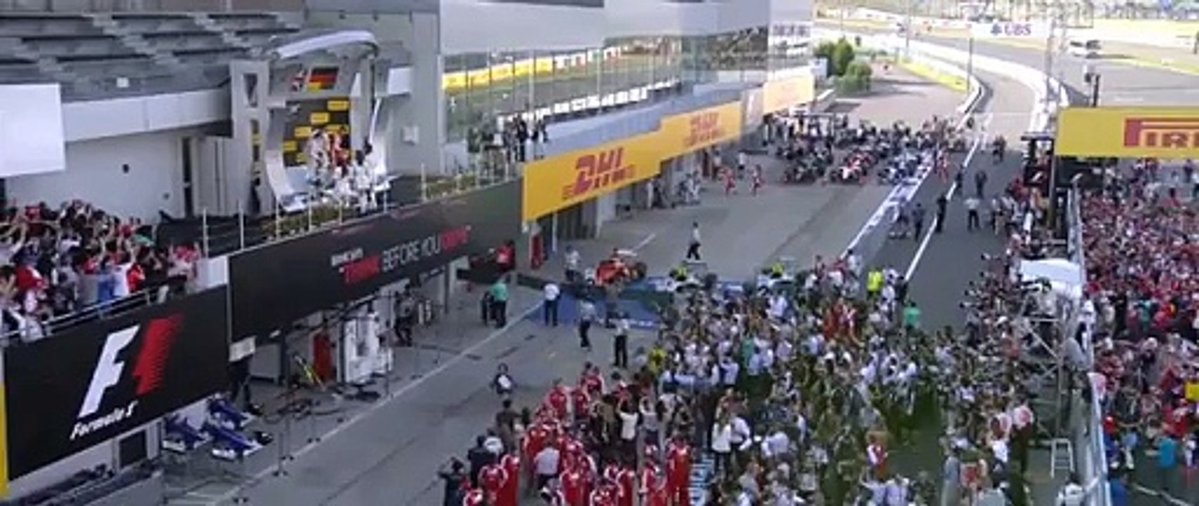 F1 Suzuka 2015 Podium - Microphone problems