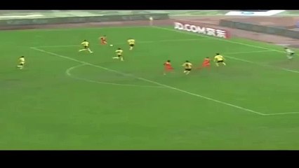 Boş kaleye üst üste 2 gol kaçtı!