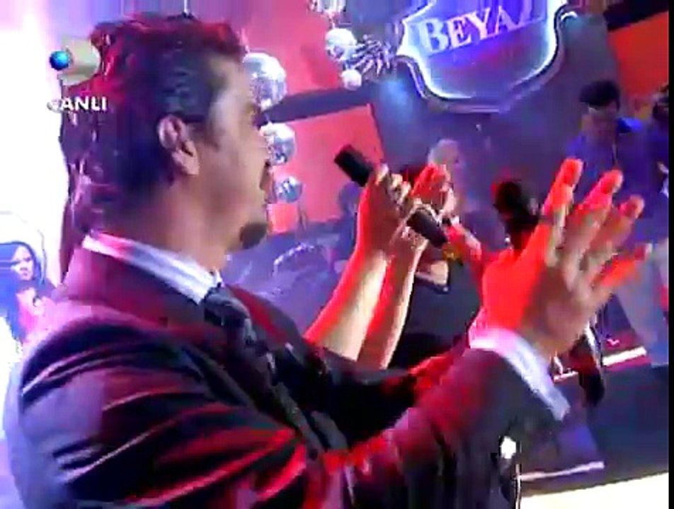 İzel, Beyaz, Emre Altuğ - Haydi Gel Benilmle Ol 29.06.2007