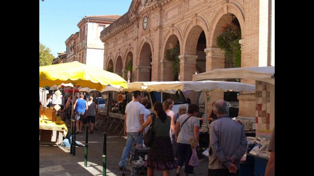 Direction Carbonne pour la tournée des marchés de France Bleu Toulouse
