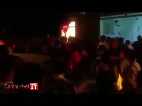 AKP'li belediyenin zabıtası görüntü almak isteyen gazetecilere saldırdı