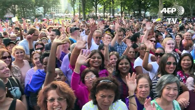 Tens of thousands crowd into Central Park to see Pope Francis