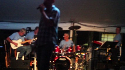 Brooke Wright & the Katz perform 'It's Midnight' Elvis Week 2015