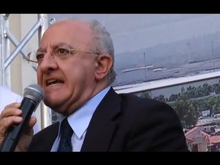 Acerra (NA) - Terra dei Fuochi, De Luca: "Ripulirla subito" -live- (27.09.15)