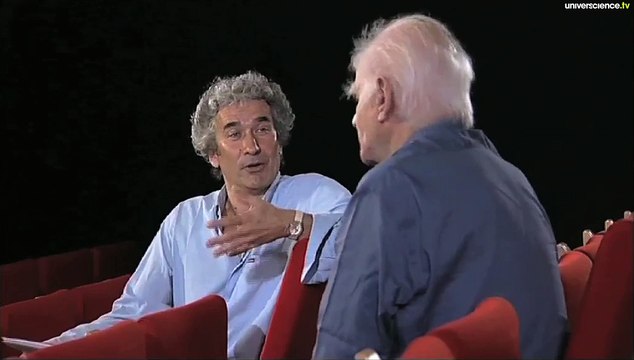 Michel Serres et le ballon ovale