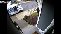 Lady follows OnTrac van and steals packages from porch