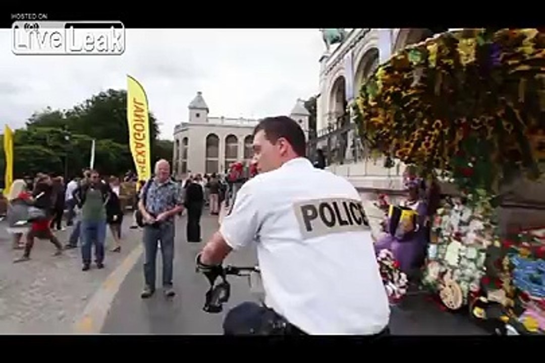 French police bike stunts
