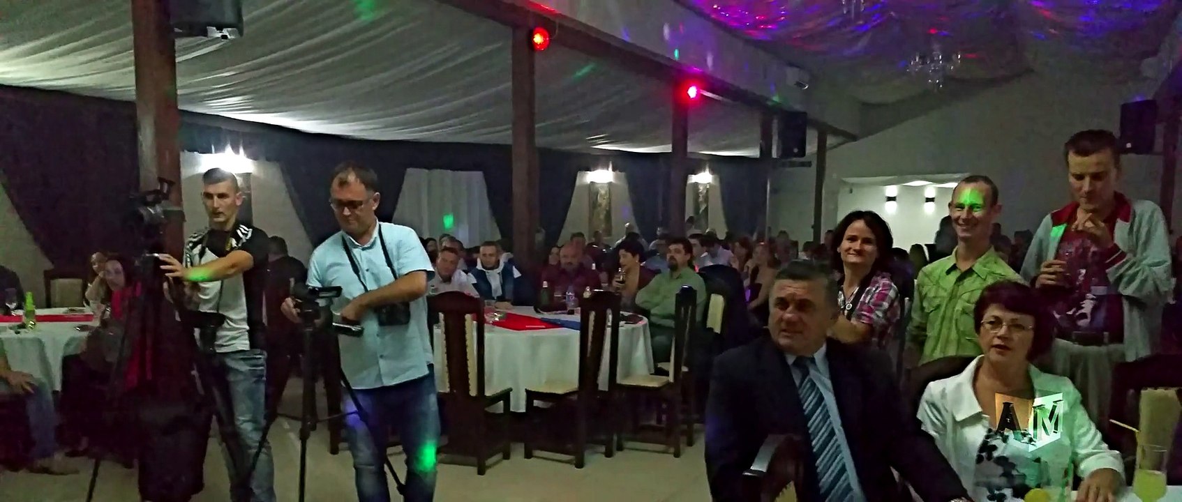 AGORA MEDIA | Magda Puskas la Câmpia Turzii în spectacolul "Folk pentru viaţă"