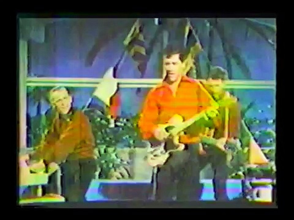 NYC EYEWITNESS NEWS ANCHORS 08 16 1977  on ELVIS PASSING