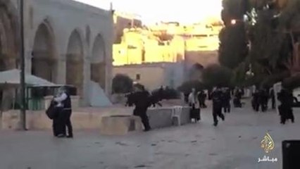 Download Video: اقتحام قوات الاحتلال للمسجد الأقصى صباح اليوم الاثنين