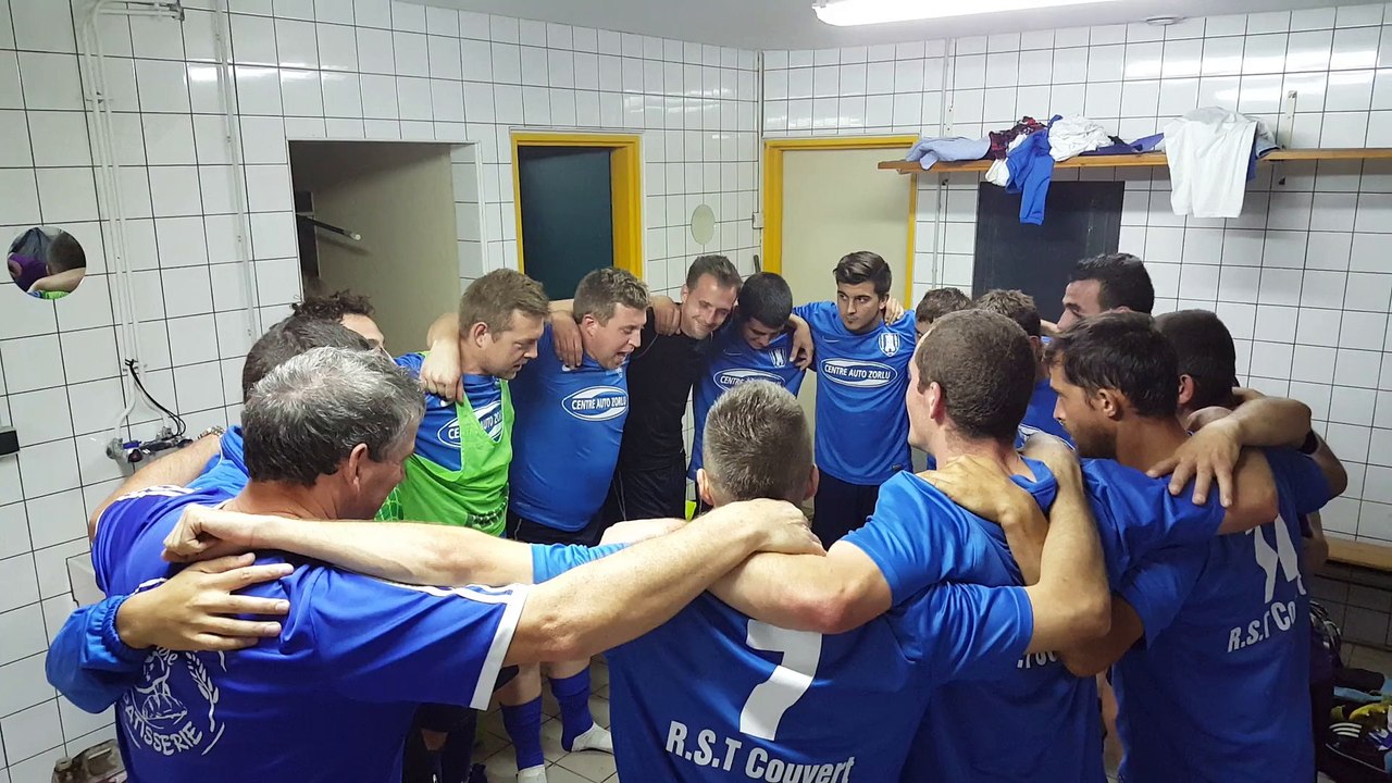 Ambiance dans le vestiaire aprés la victoire 2-1 face à Artense !!!