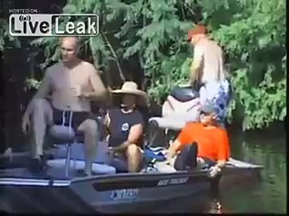 Boat funny