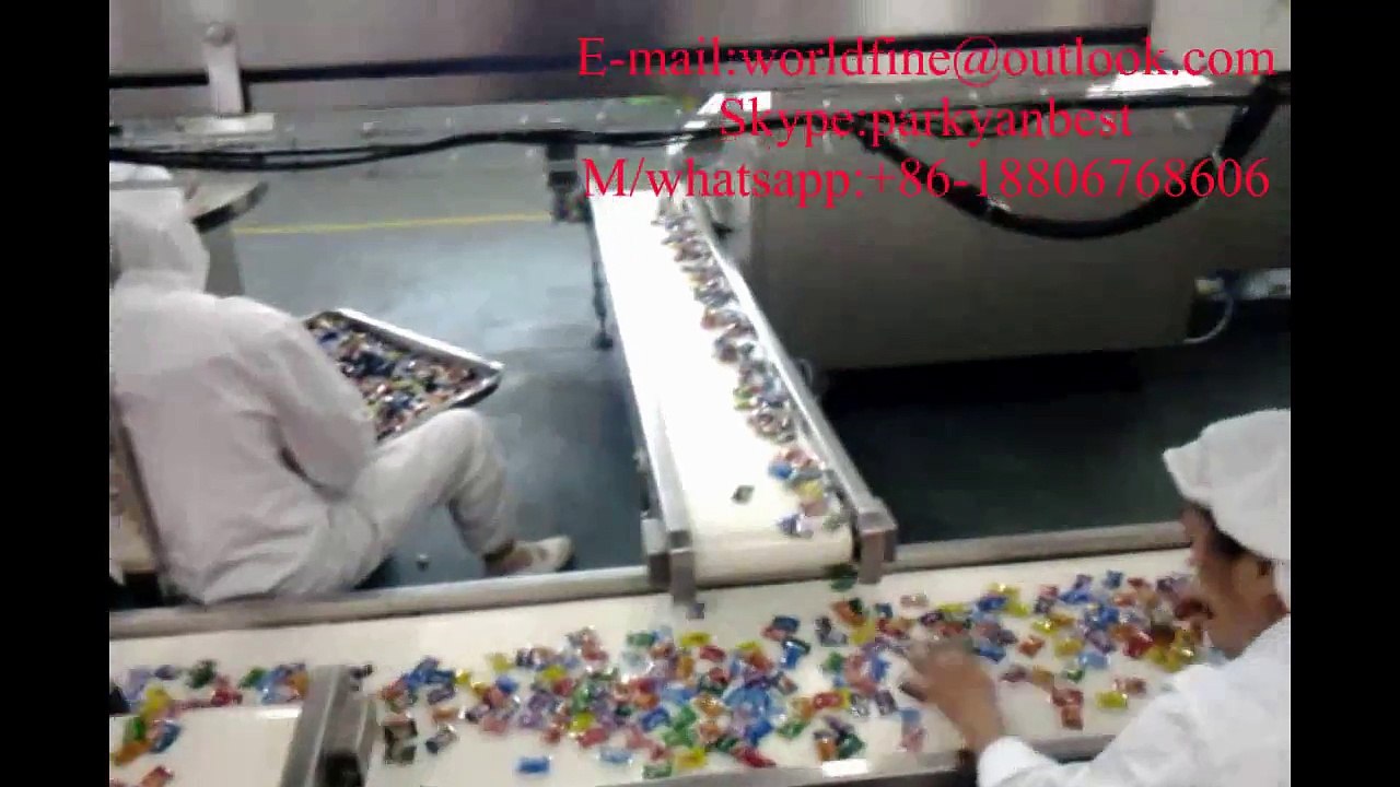 golden monkey square shape high speed pillow packing machine