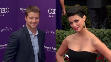 Ben McKenzie y Morena Baccarin de Gotham esperan bebe