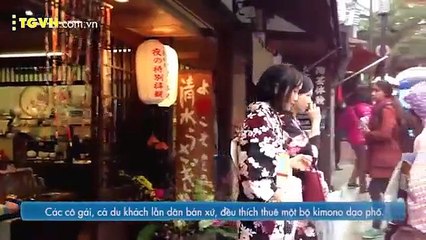 Du lịch Nhật Bản - Đến chùa Kiyomizu, cầu may tình duyên dưới cơn mưa anh đào