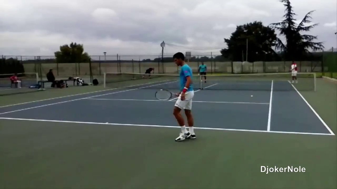 Djokovic fait le spectacle à l'entraînement