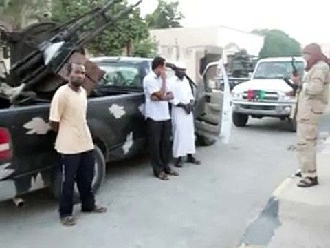 Libye: le CNT demande au Niger d'empêcher l'entrée de Kadhafi