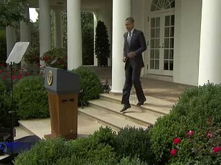 Etats-Unis: Obama critique le refus des républicains de l'aider face à la crise