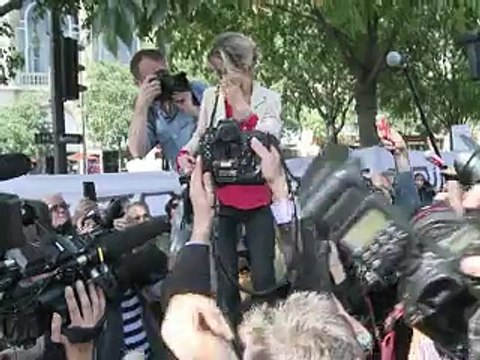 Le Journal vidéo du mercredi 19 octobre 2011, édition de 12H00.