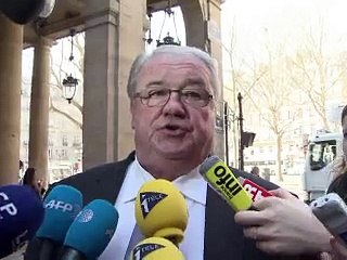 Elysée 2012: les candidats déposent leurs parrainages