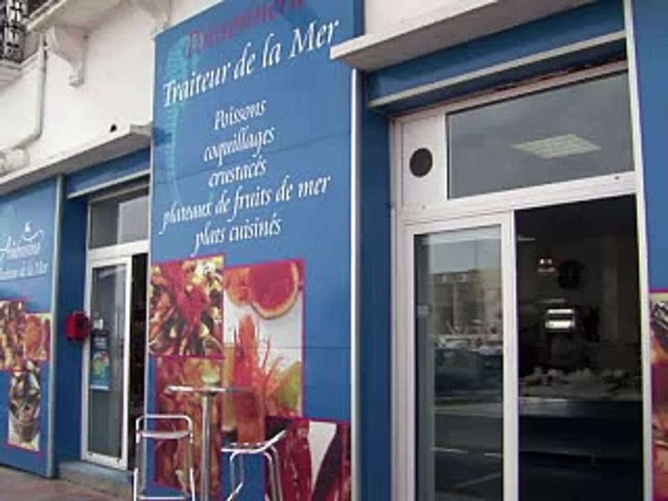 La Méditerranée malade de ses poissons, les chalutiers restent à quai