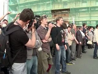 Russie: Poutine revient au Kremlin sur fond de contestation