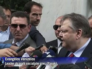 Grèce: fragile espoir d'un gouvernement et flamme olympique allumée