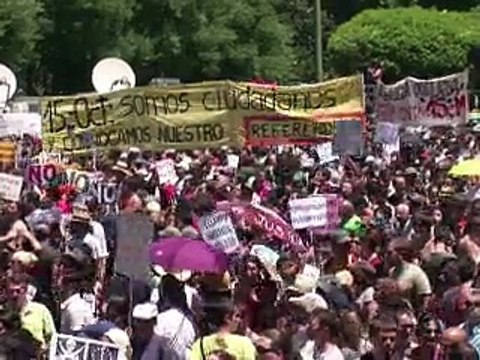 Espagne: un an après, les indignés de retour dans les rues