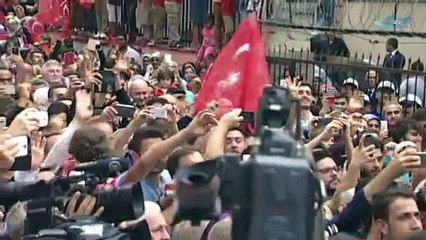 Cumhurbaşkanı mezun olduğu ilkokulda