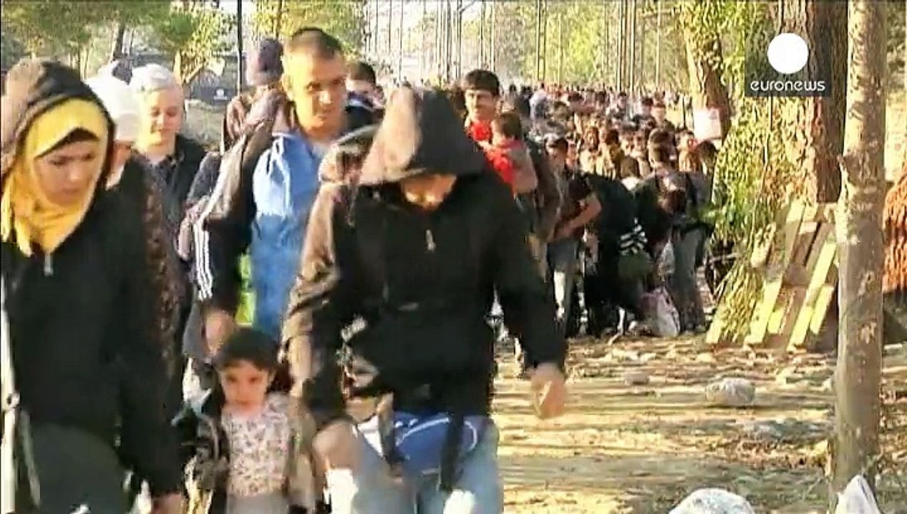 Rifugiati, l'Ue verso l'accordo su ridistribuzione di altri 120.000 richiedenti asilo