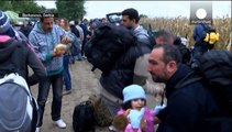 Balcani, le nuove rotte dei profughi. A migliaia rimbalzano tra le frontiere