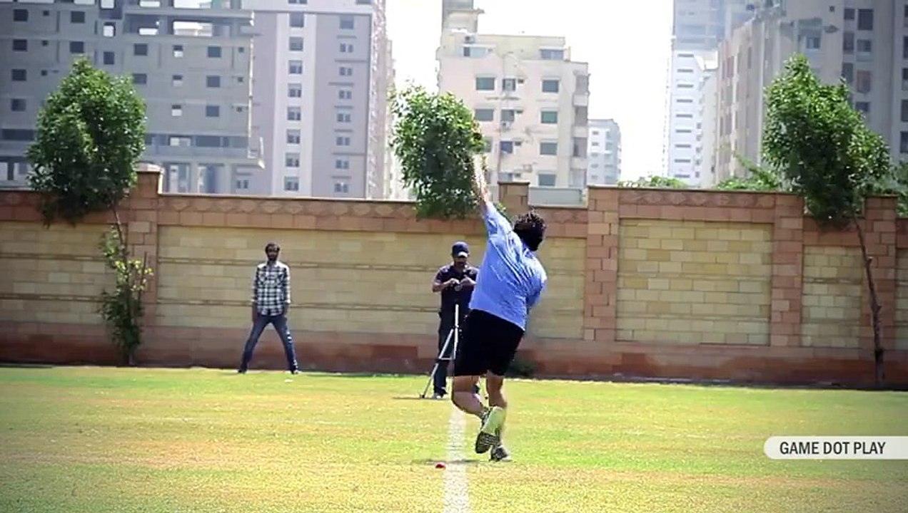 Behind The Scenes video of Wasim Akram's action being recorded for game animation.