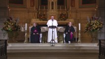 “Dios llora” por pedofilia, dice el papa