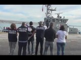 Pozzallo (RG) - Migranti, fermati quattro presunti scafisti egiziani (28.09.15)