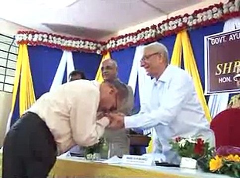 Ahmedabad Ayurveda Acharya Teachers Association honors Governor Kohli