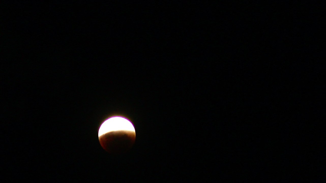 A grande Lua de Sangue, a bela Eclipse Lunar, Lua Cheia de Setembro de 2015