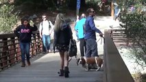 Blind Guy Picks Up Girls Picking Up Girl Women Pick Up Prank (TheSureChuck)