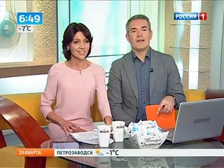 Кобра спасла щенков. Вести 24!