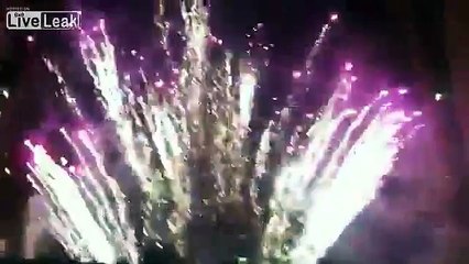 New Years Fireworks 2014 Toronto Nathan Philips Square