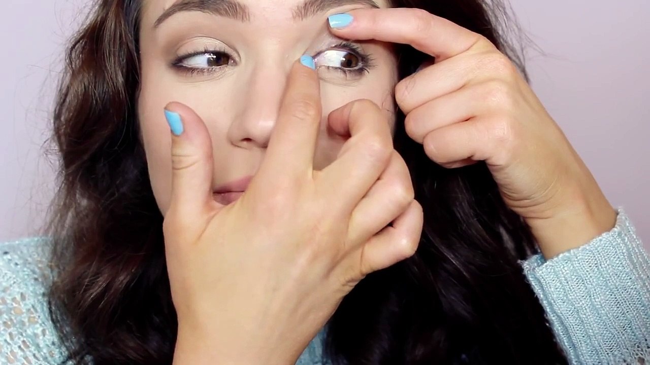 I PULLED OUT MY EYELASHES!!--