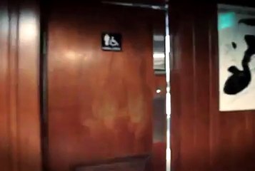 Axe peep show virtuels